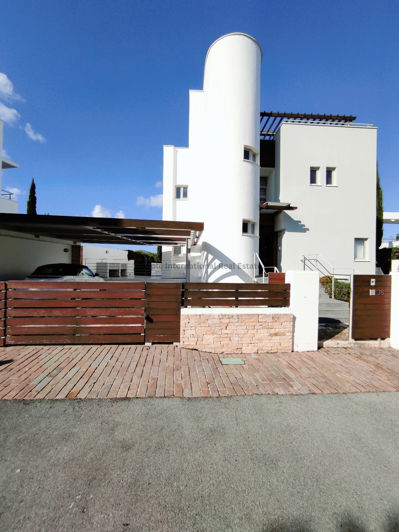 Image No.12-Villa de 4 chambres à vendre à Lachi