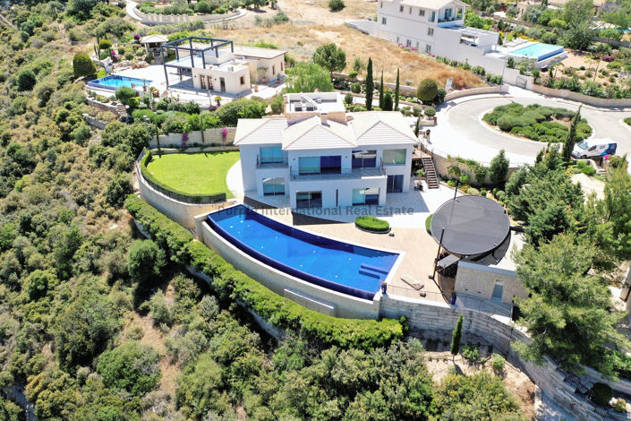 Image No.1-4 Bed Villa for sale