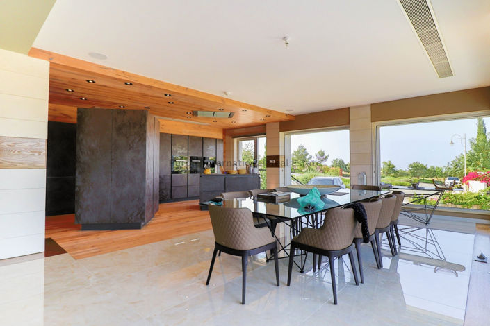 Image No.12-4 Bed Villa for sale