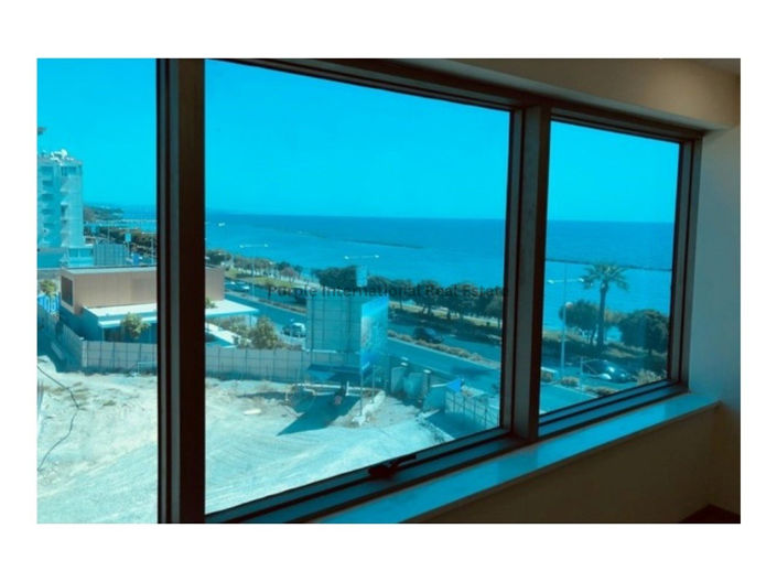 Image No.7-Commercial à vendre à Neapolis