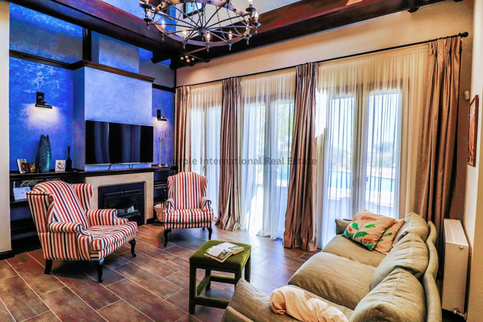 Image No.2-Villa de 5 chambres à vendre à Aphrodite Hills