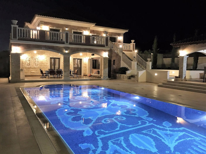 Image No.25-6 Bed Villa for sale