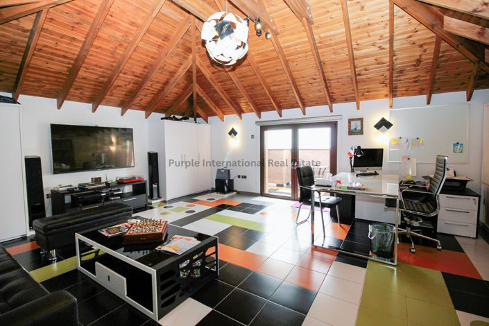 Image No.4-6 Bed Villa for sale