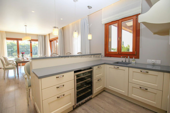 Image No.20-6 Bed Villa for sale