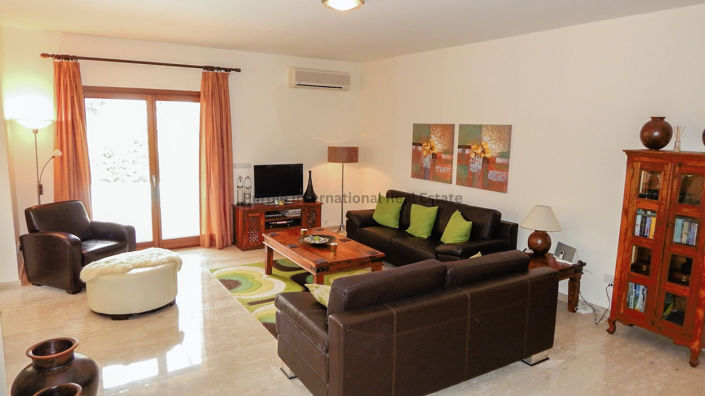 Image No.2-Villa de 3 chambres à vendre à Aphrodite Hills