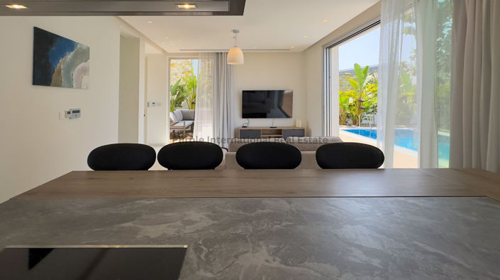 Image No.17-4 Bed Villa for sale