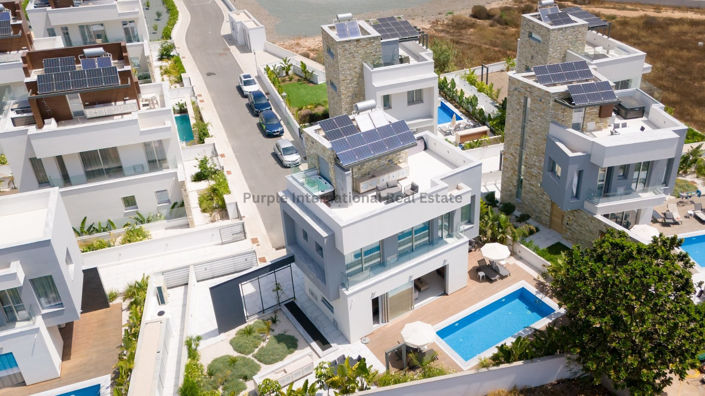 Image No.4-4 Bed Villa for sale