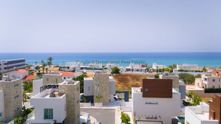 Image No.7-4 Bed Villa for sale
