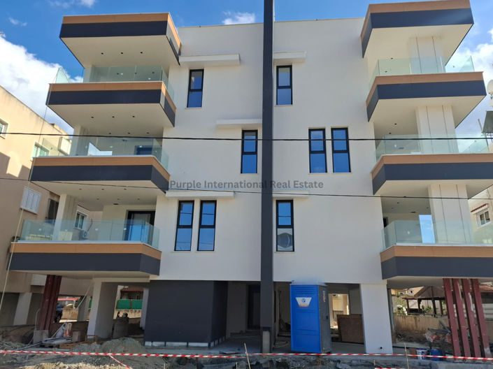 Image No.8-2 Bed Apartment for sale