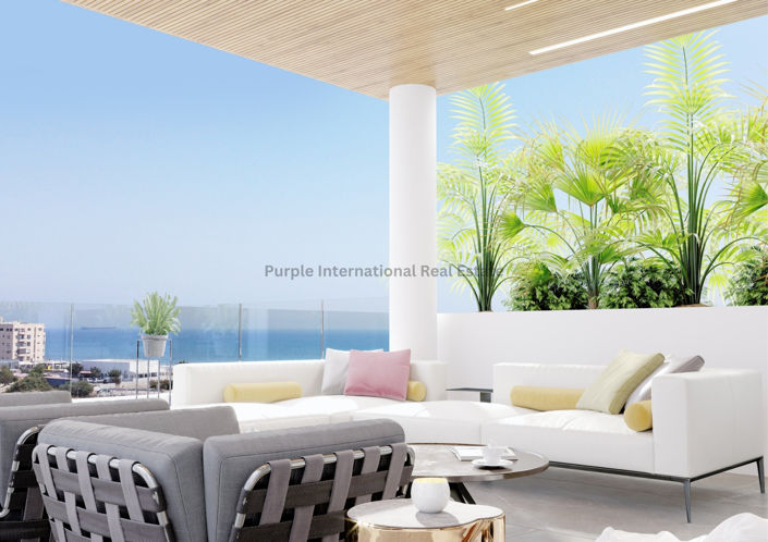 Image No.10-3 Bed Apartment for sale