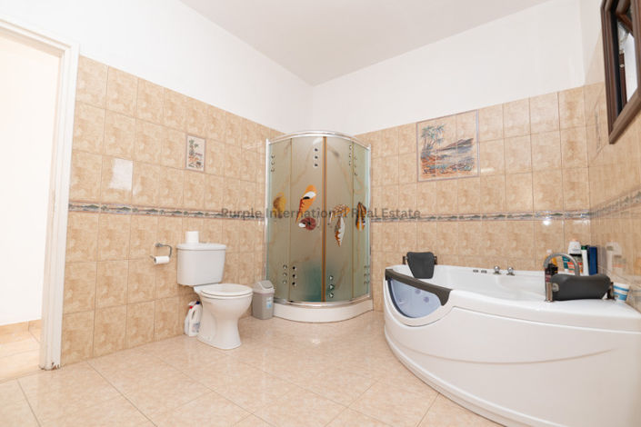 Image No.17-Villa de 4 chambres à vendre à Frenaros