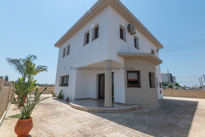 Image No.29-Villa de 4 chambres à vendre à Frenaros