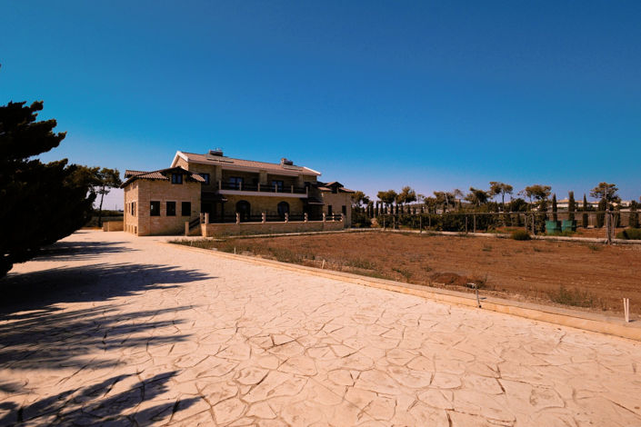 Image No.21-6 Bed Villa for sale