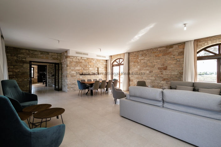 Image No.27-6 Bed Villa for sale