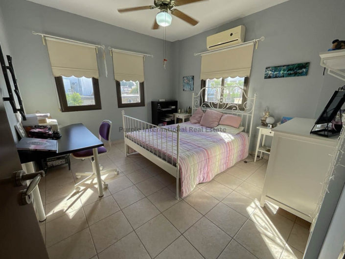 Image No.4-4 Bed Villa for sale