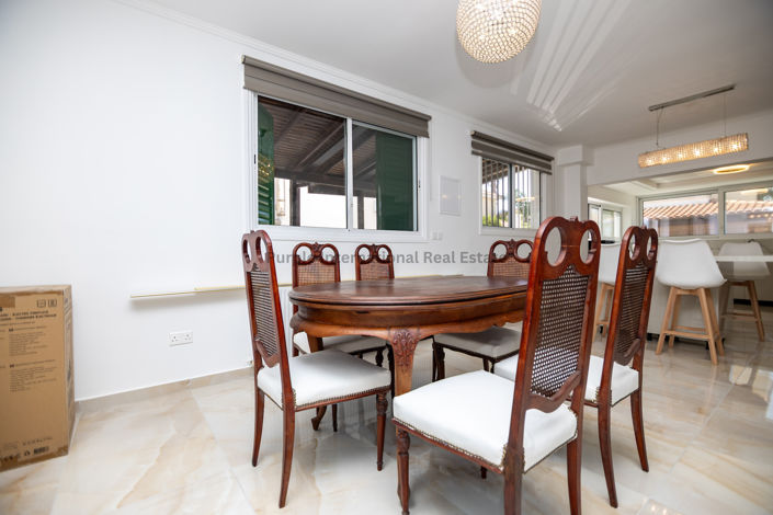 Image No.20-3 Bed Villa for sale