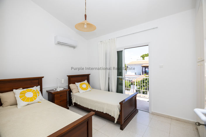 Image No.9-3 Bed Villa for sale