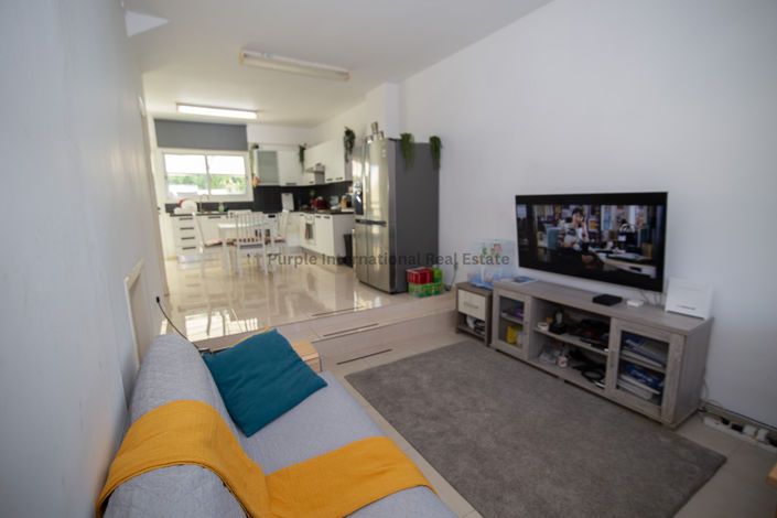 Image No.2-Maison de ville de 2 chambres à vendre à Oroklini