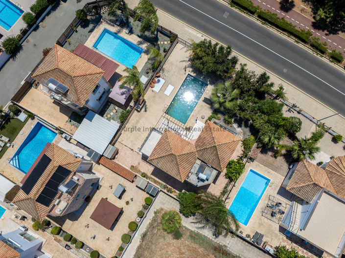 Image No.17-3 Bed Villa for sale