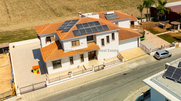 Image No.32-4 Bed Villa for sale