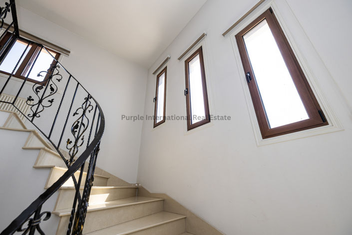 Image No.33-4 Bed Villa for sale