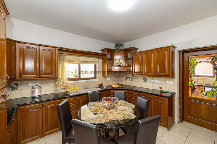 Image No.5-4 Bed Villa for sale