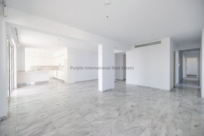 Image No.4-Appartement de 4 chambres à vendre à Mckenzie