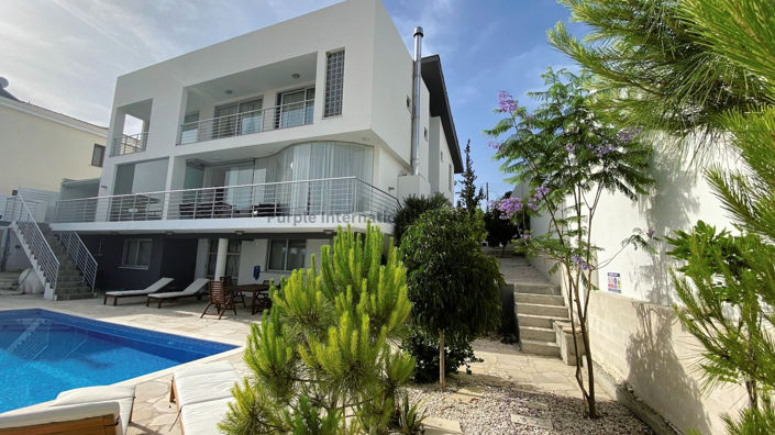 Image No.45-5 Bed Villa for sale