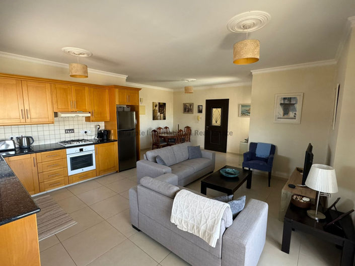 Image No.2-Appartement de 2 chambres à vendre à Pylas