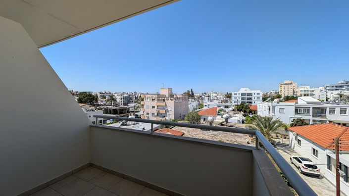 Image No.20-2 Bed Apartment for sale