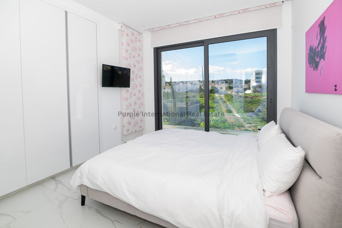 Image No.11-3 Bed Villa for sale