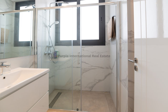 Image No.17-3 Bed Villa for sale