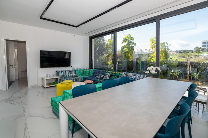 Image No.6-3 Bed Villa for sale