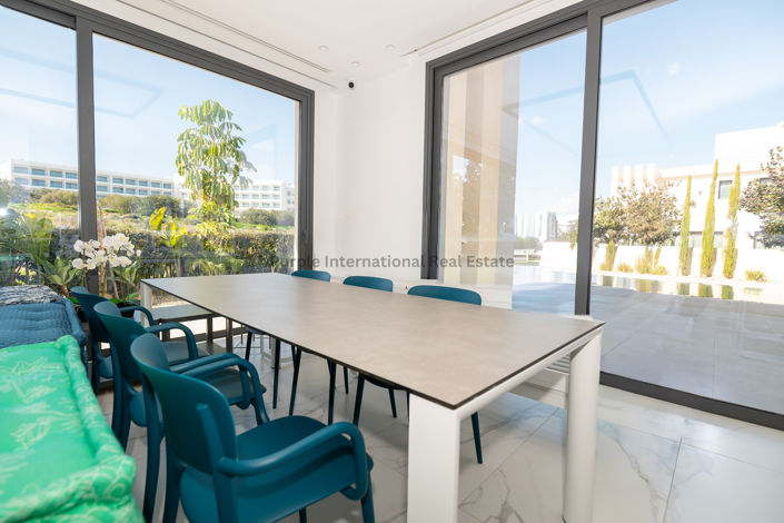 Image No.7-3 Bed Villa for sale