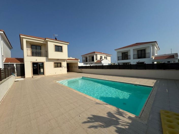 Image No.1-Villa de 3 chambres à vendre à Pylas