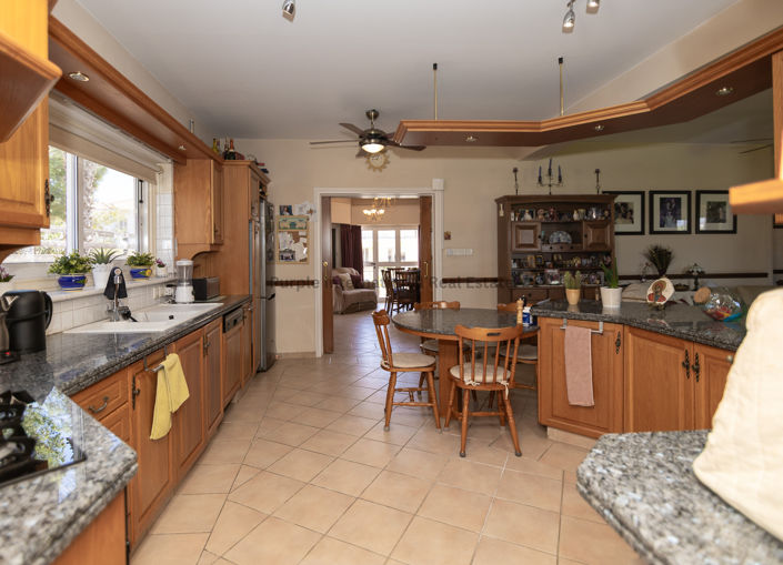 Image No.11-Villa de 4 chambres à vendre à Kiti