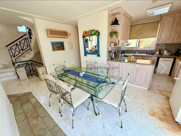 Image No.10-Villa de 5 chambres à vendre à Ayia Napa