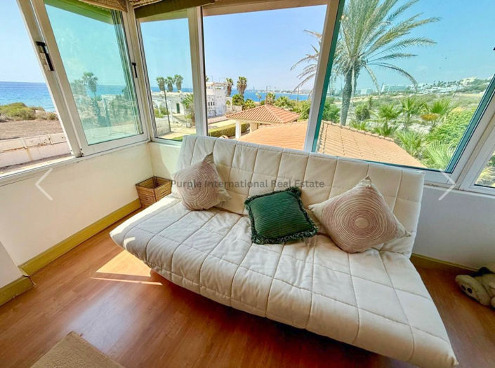 Image No.4-Villa de 5 chambres à vendre à Ayia Napa