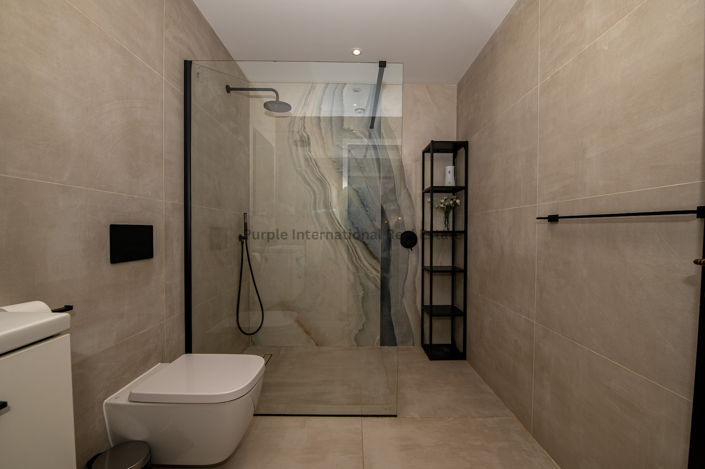 Image No.32-5 Bed Villa for sale