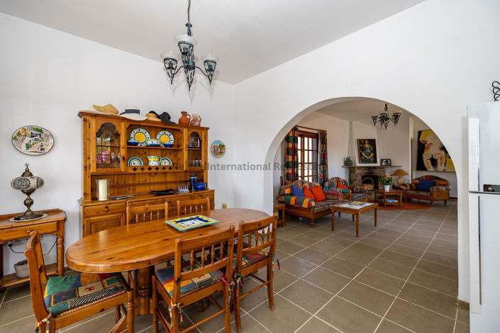 Image No.4-3 Bed Villa for sale