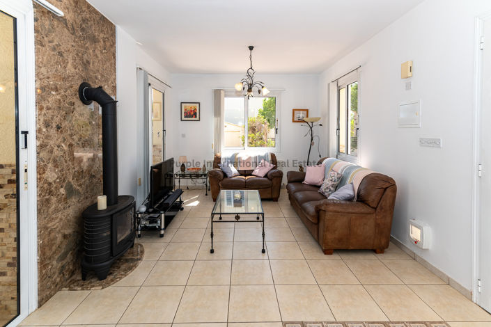 Image No.17-3 Bed Villa for sale