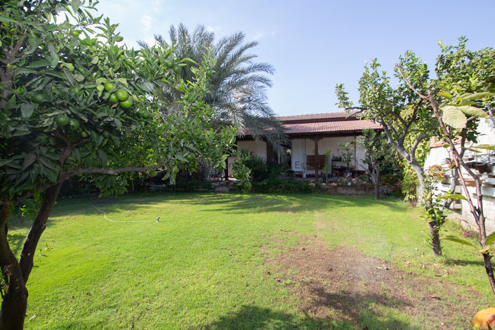 Image No.2-Bungalow de 3 chambres à vendre à Meneou