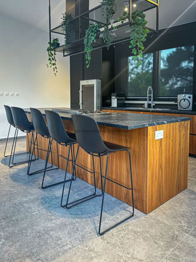 Image No.22-6 Bed Bungalow for sale