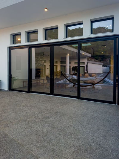 Image No.25-6 Bed Bungalow for sale