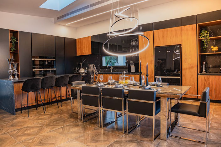 Image No.3-6 Bed Bungalow for sale