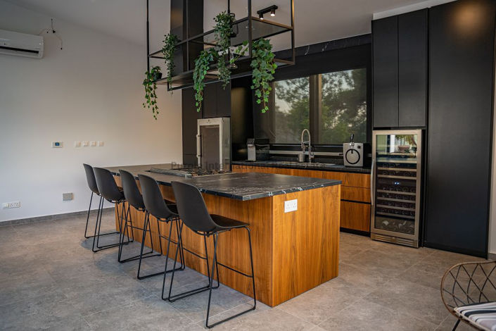 Image No.34-6 Bed Bungalow for sale