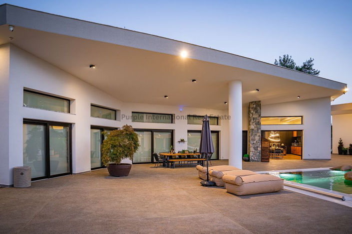 Image No.39-6 Bed Bungalow for sale