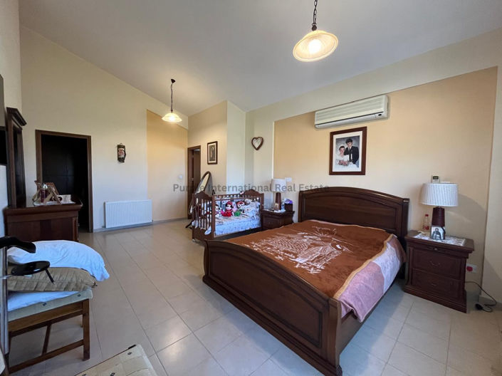 Image No.14-Villa de 5 chambres à vendre à Emba