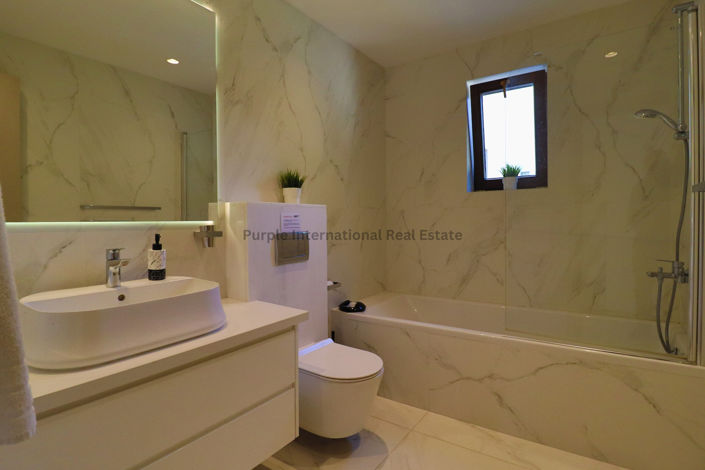 Image No.18-5 Bed Villa for sale