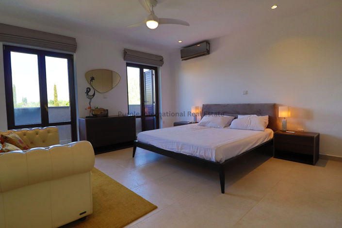 Image No.19-5 Bed Villa for sale